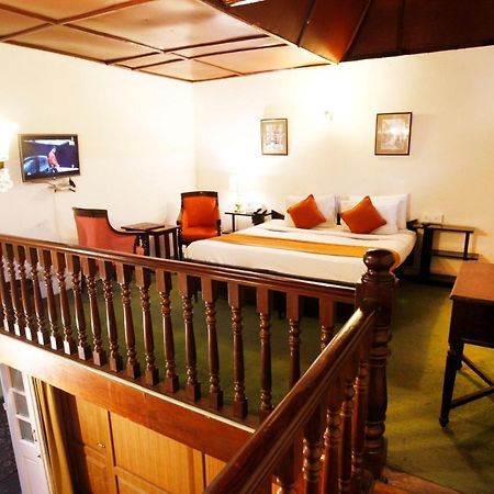 The Palace Belvedere Walkable Distance From Mall Road Nainital Exterior photo