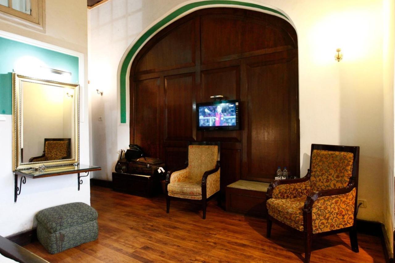 The Palace Belvedere Walkable Distance From Mall Road Nainital Exterior photo